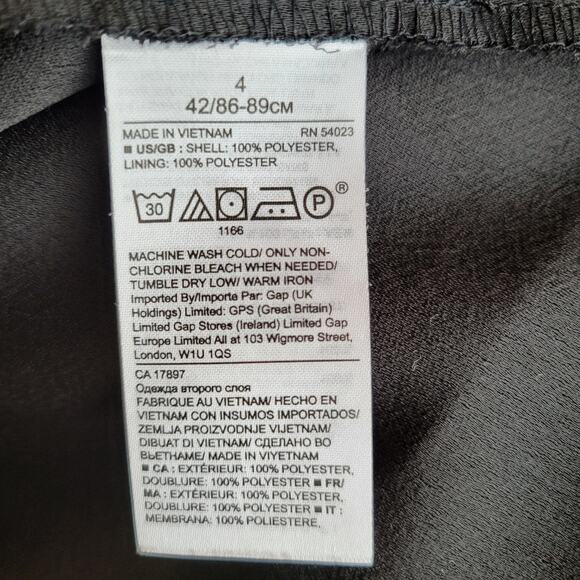 Banana Republic Button-Back Closure Ruffle Cuff Shift Dress Pockets Size 4 LBD - Picture 9 of 10